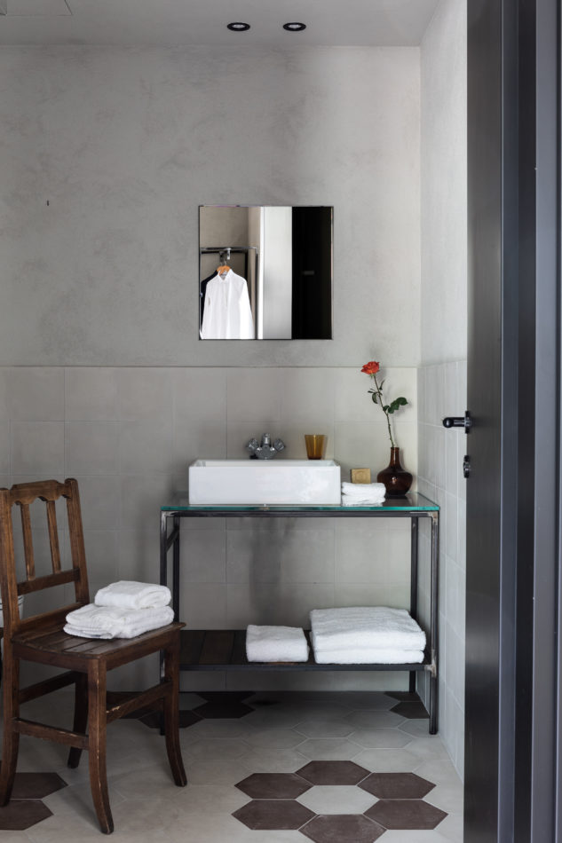 OLMO-ph. monicaspezia-livinginside-92